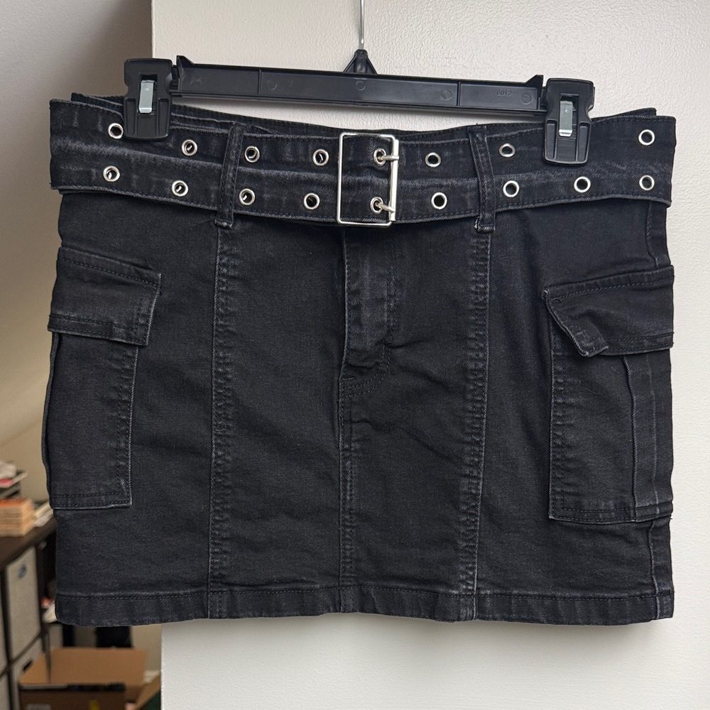 Windsor Black Mini Skirt with Belt